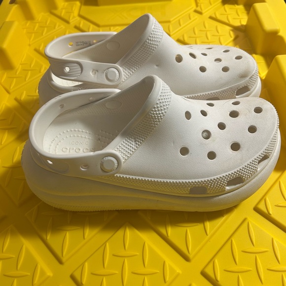 White Platform crocs - Picture 4 of 5